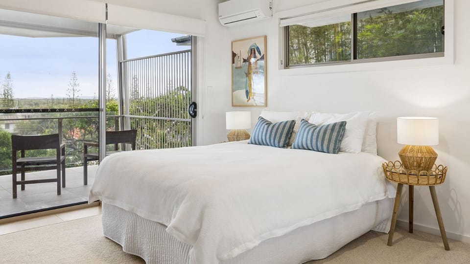 Bed, View (from property/room), Balcony/Terrace, Bedroom, air conditioner