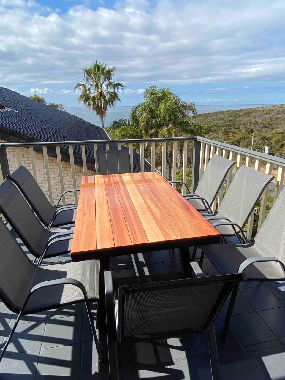 View (from property/room), Balcony/Terrace, Seating area