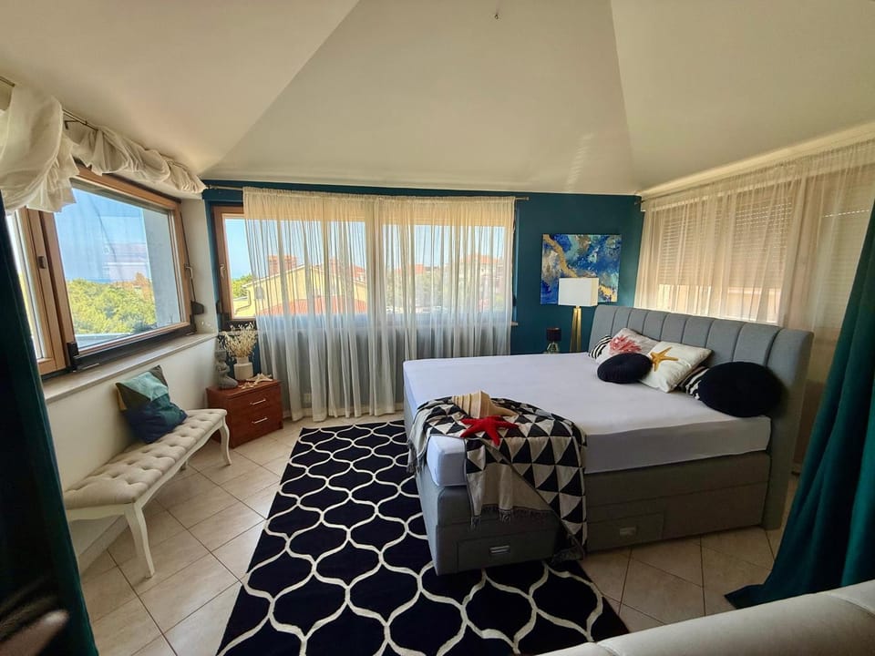 Seaview central Apartment in Premantura