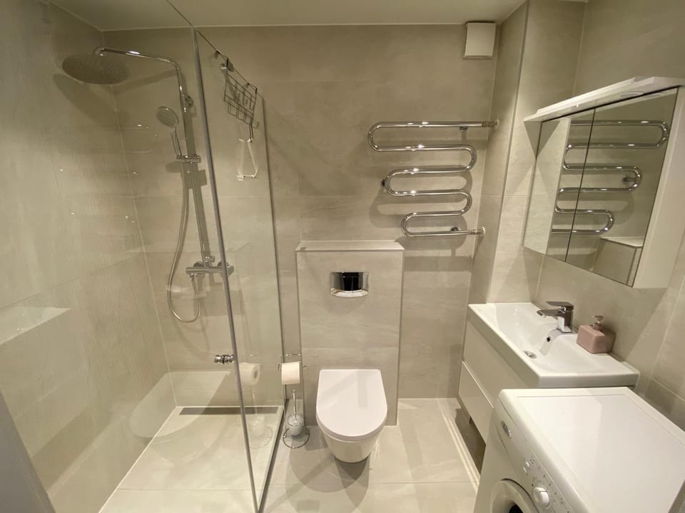 Shower, Toilet, Bathroom