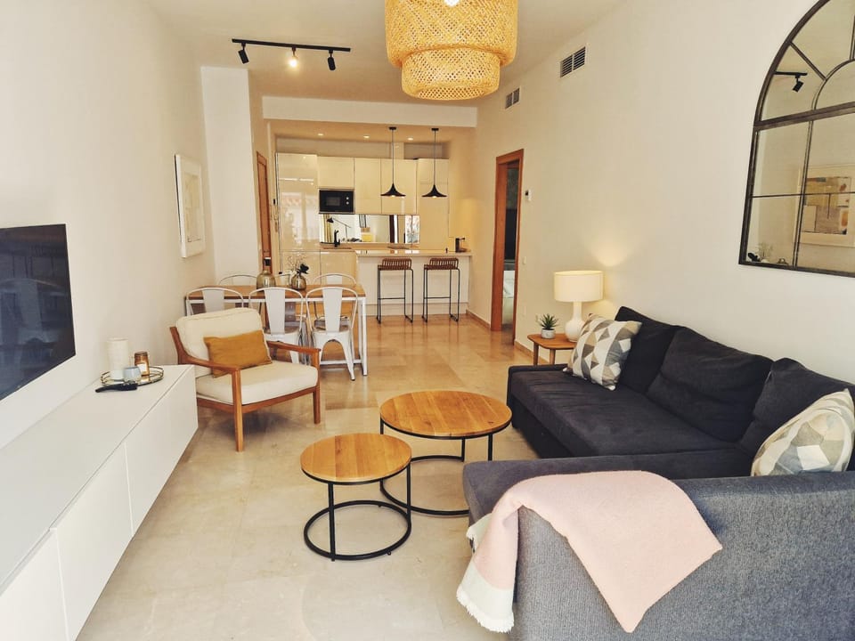 Apartamento plaza los naranjos Apartment in Marbella