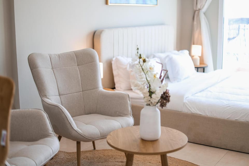 Yas Island Studio Golf Escape Apartment in Abu Dhabi