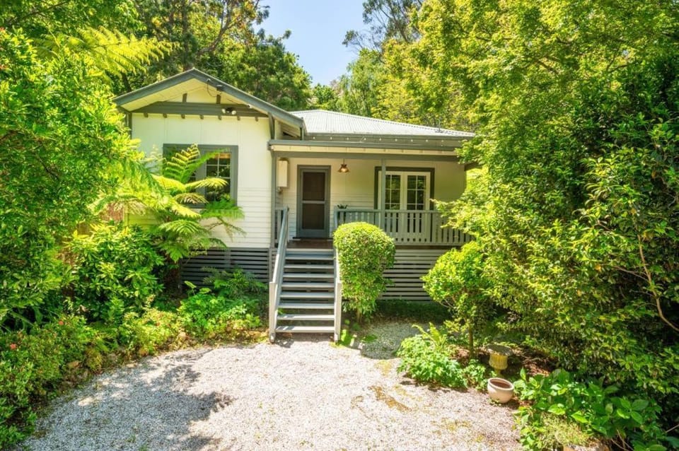 River Song - Warburton House in Victoria