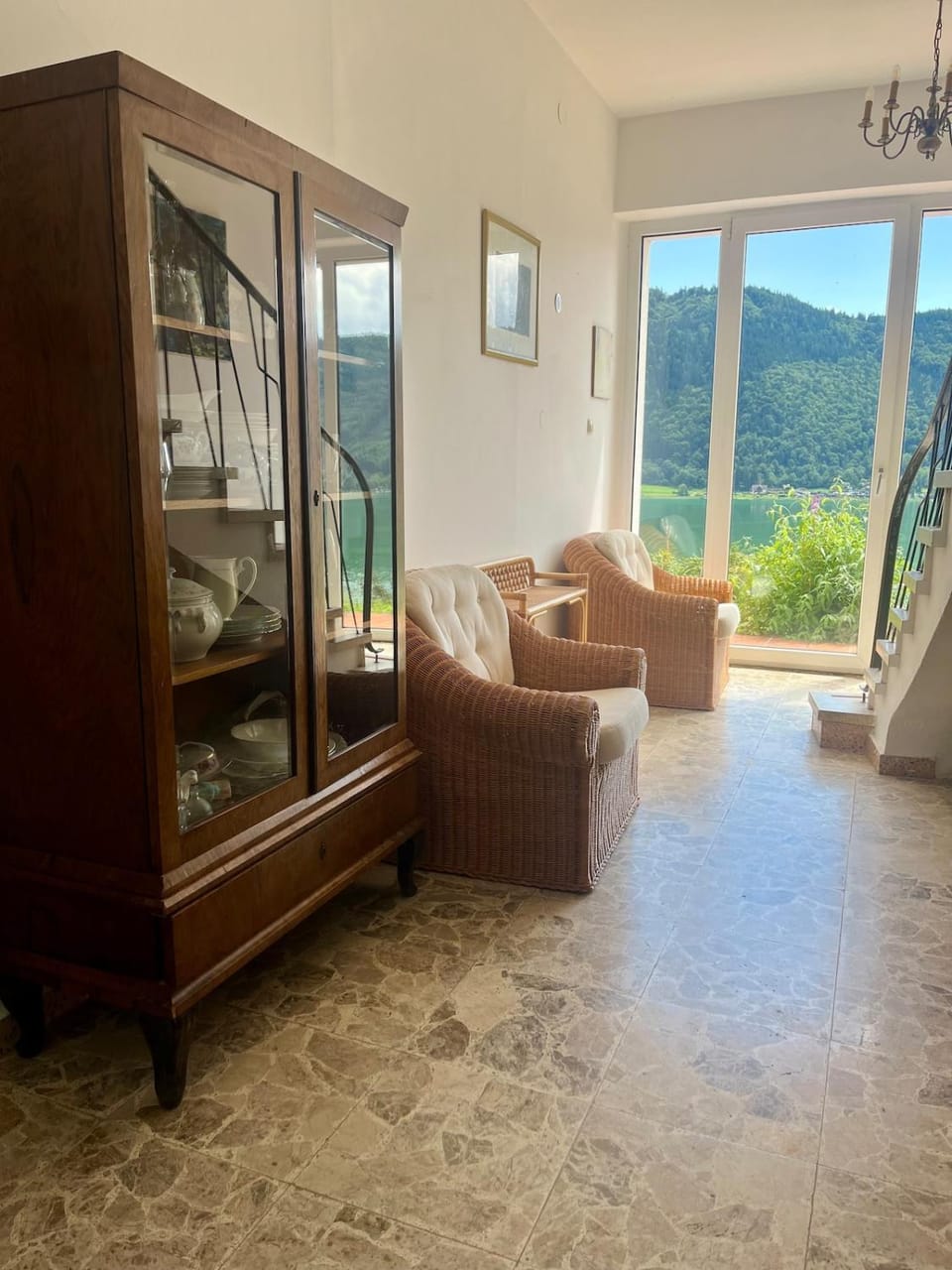 Seating area, Mountain view