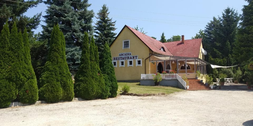 Arcadia Guesthouse Bed and Breakfast in Hungary