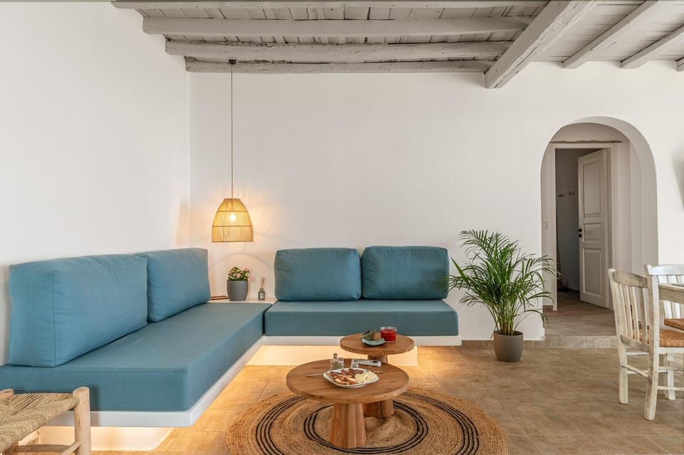 Property building, Living room