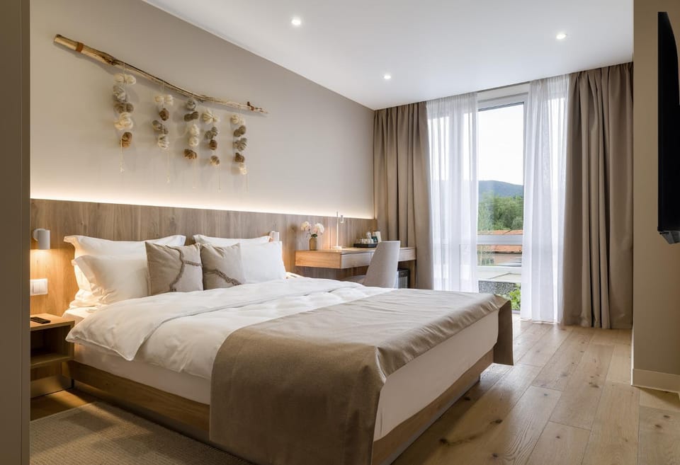 TV and multimedia, Bedroom
