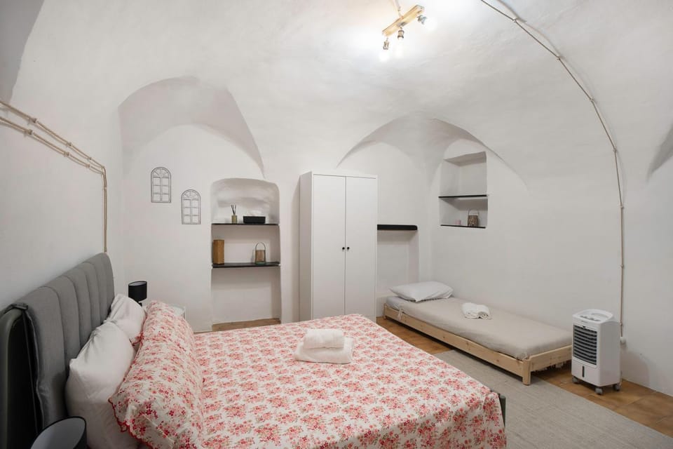 Property building, Living room, Bedroom