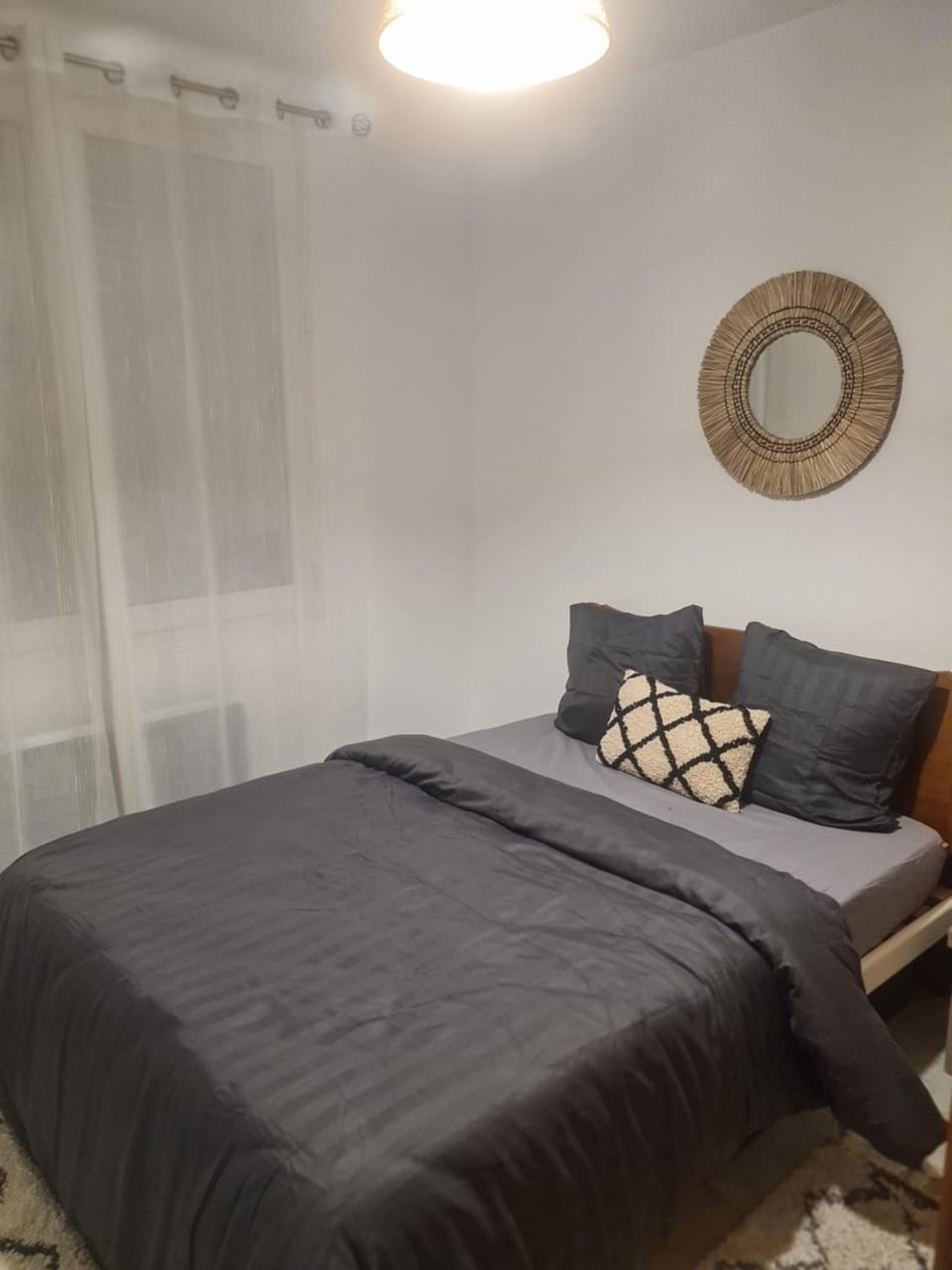 Key Hôte "proche de tout, confort clim et parking" Apartment in La Seyne-sur-Mer