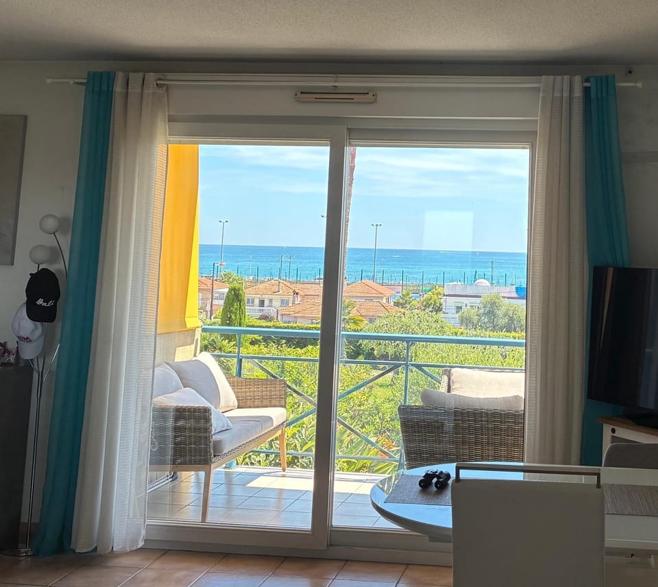 View (from property/room), Balcony/Terrace