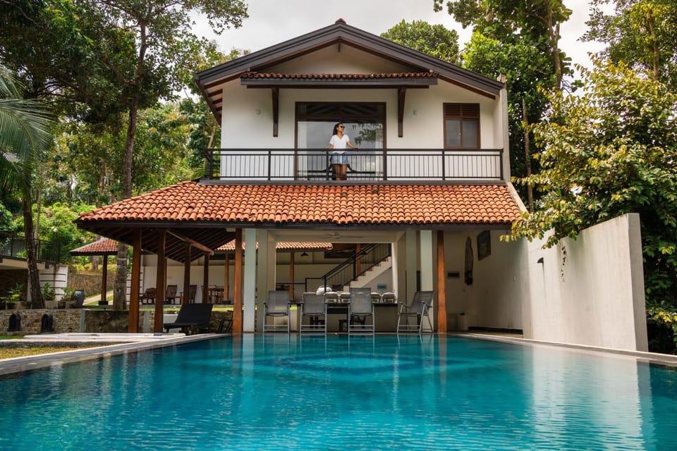 Pool view, Swimming pool