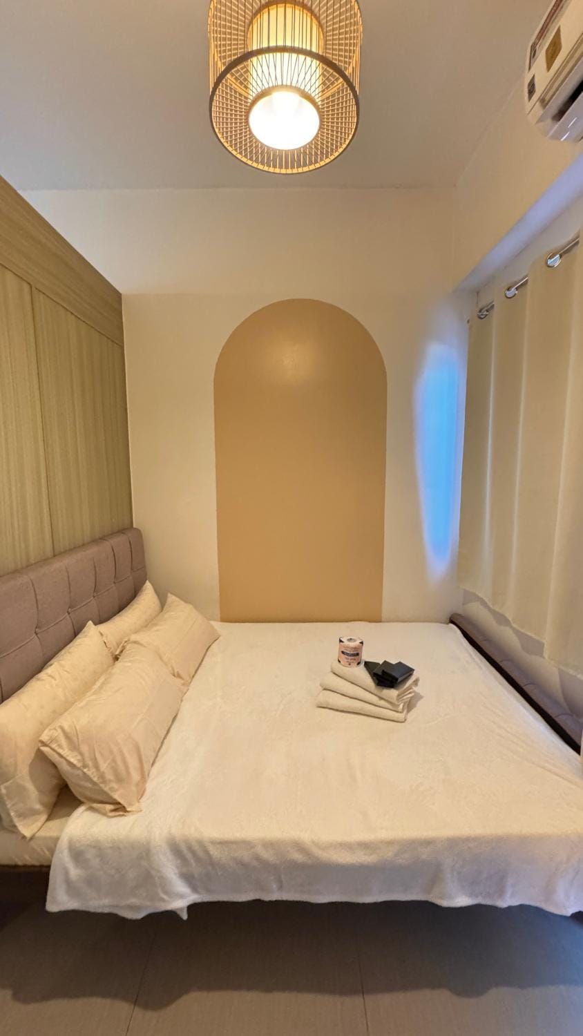 Shore Residences Haru Cozy pad Near Mall of Asia and Airport Hotel in Pasay