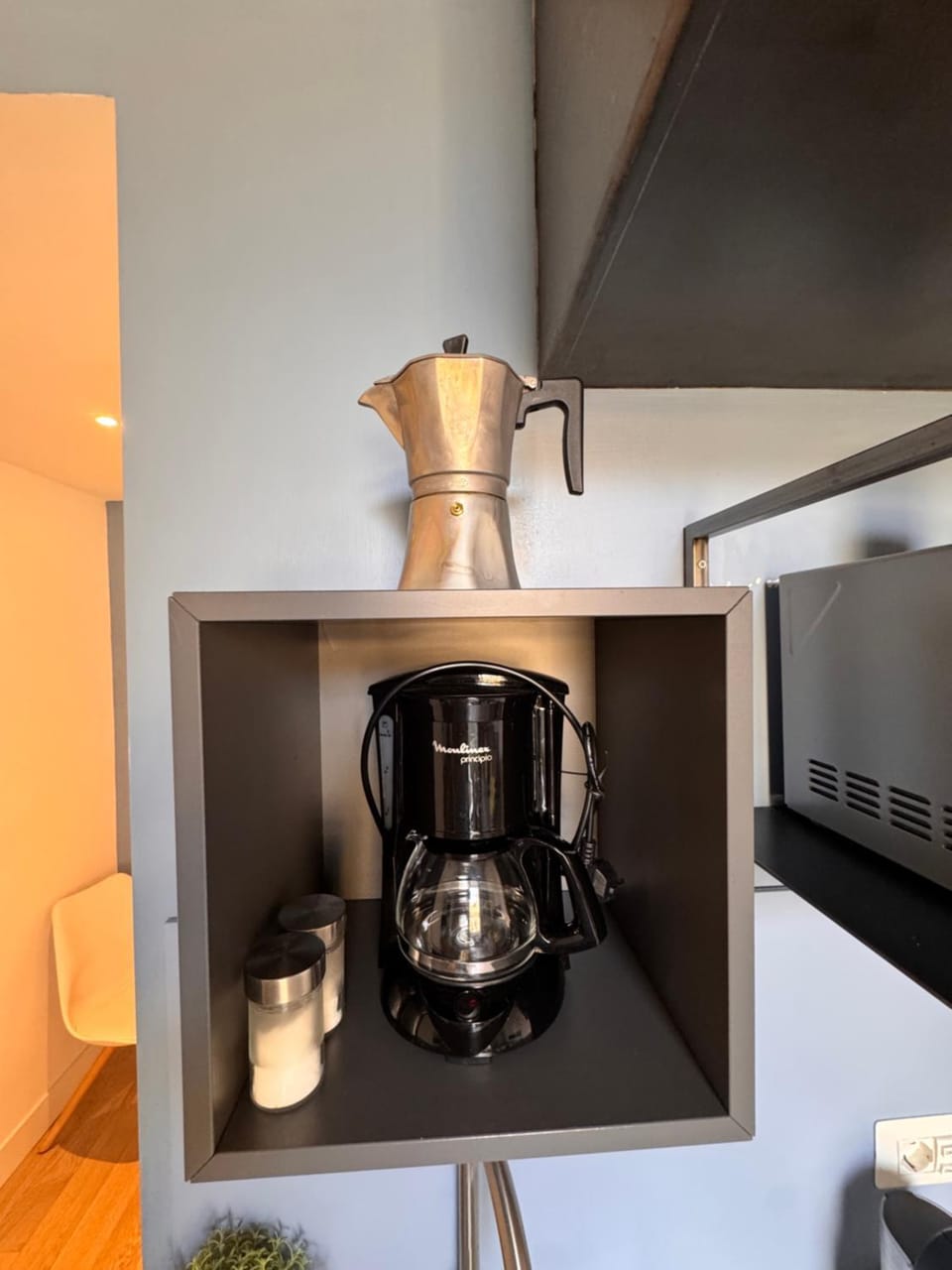 Coffee/tea facilities
