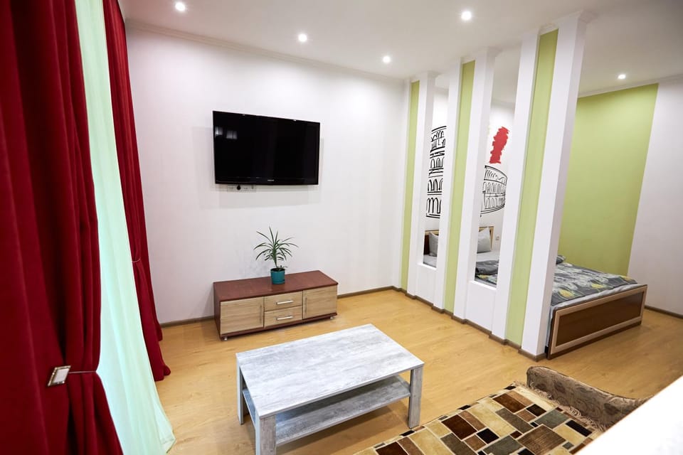 TV and multimedia, Living room, Seating area