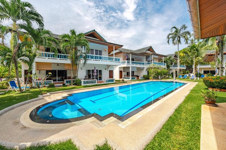 Property building, Swimming pool
