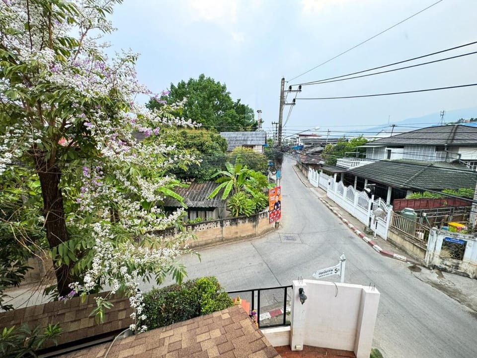 No1 Tiny Townhouse Near Saturday Night Market House in Chiang Mai