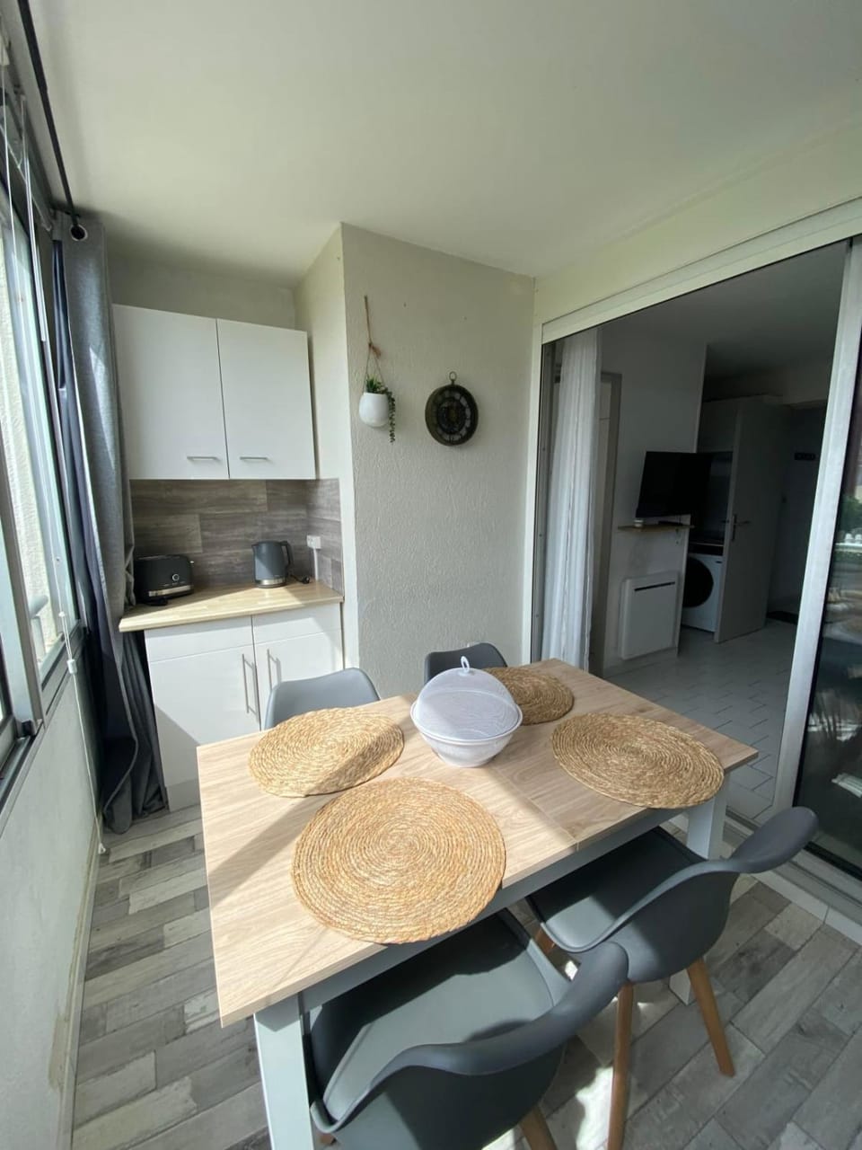 The contemporary of the port House in Occitanie