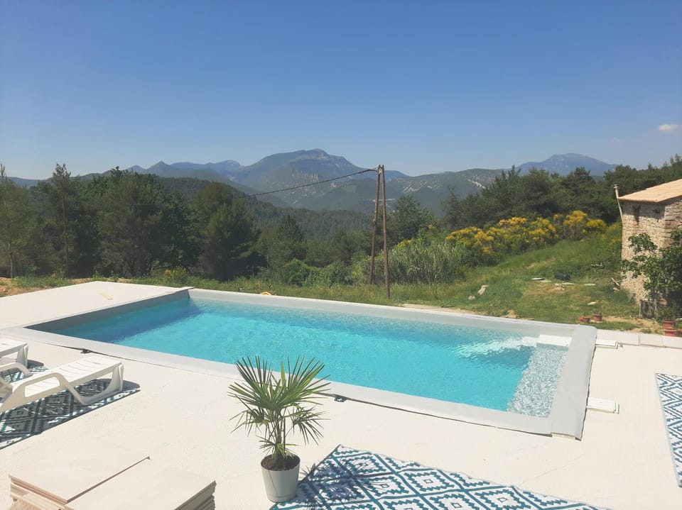 Natural landscape, Mountain view, Pool view, Swimming pool