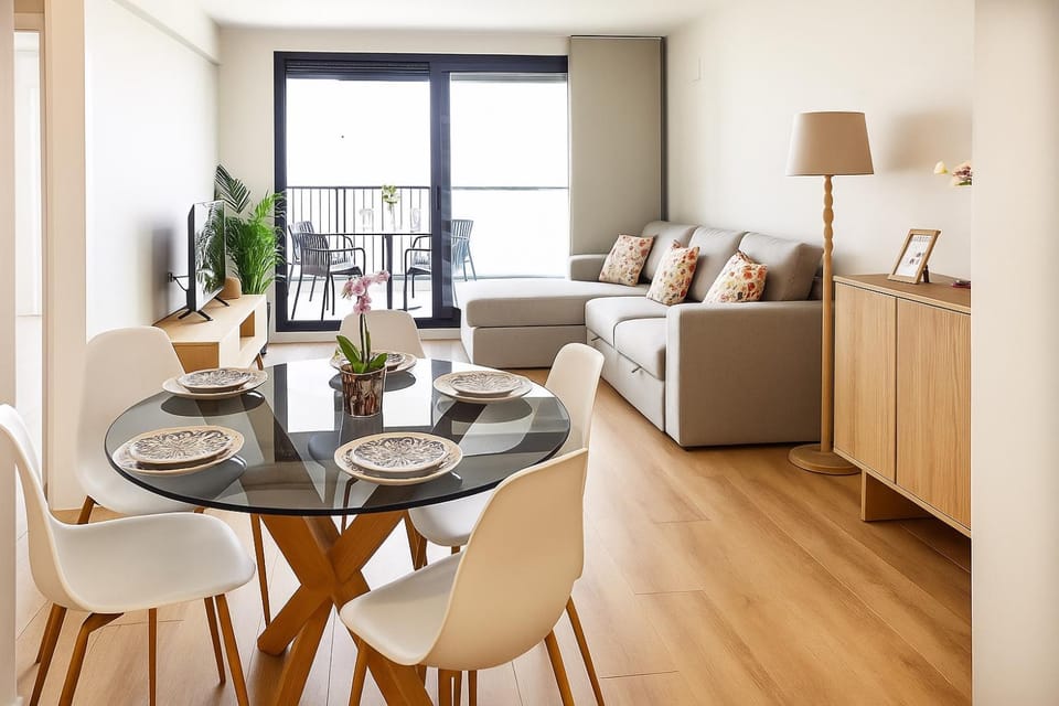 Living room, Dining area
