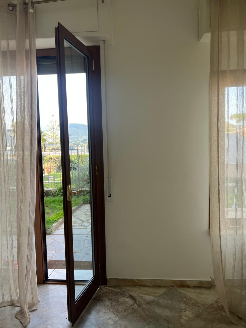 WELCOME RIVIERA - Ruentes 87, splendido appartamento vista mare con giardino interamente ristrutturato nel 2025 Apartment in Rapallo