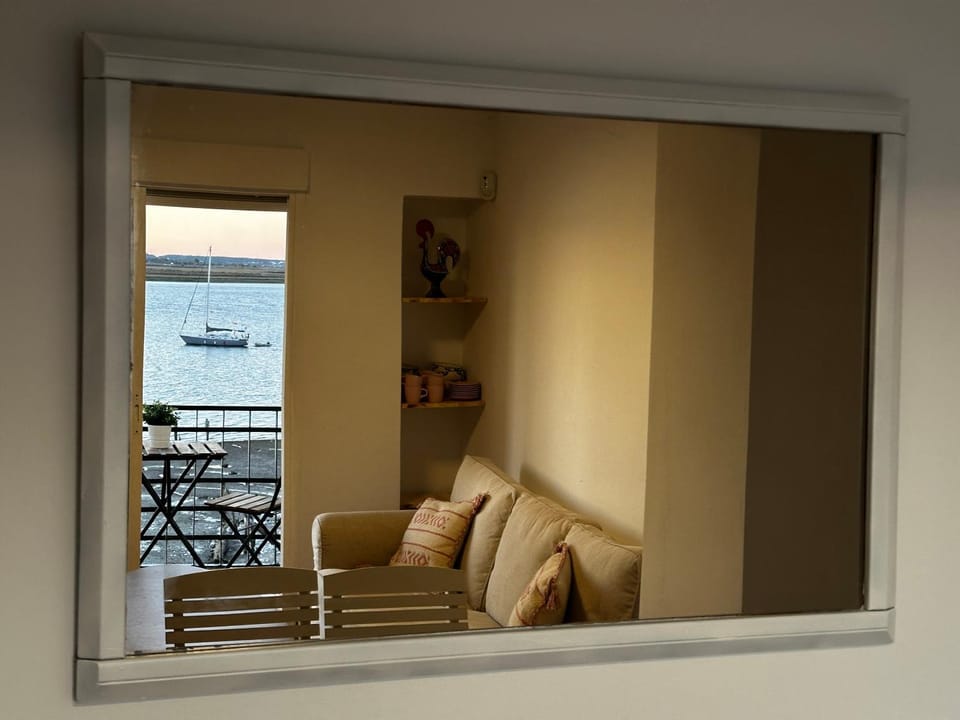 Natural landscape, View (from property/room), Living room, Seating area, River view