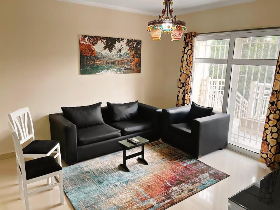 Peaceful Garden Stay In Madinaty Apartment in Cairo Governorate