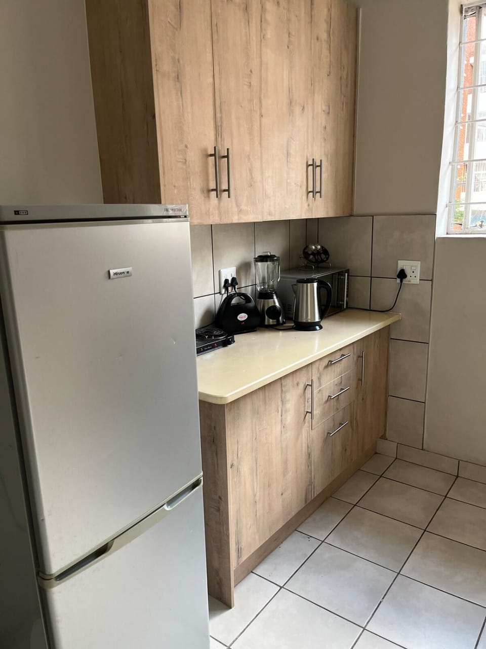 Coffee/tea facilities, Kitchen or kitchenette, stove, toaster