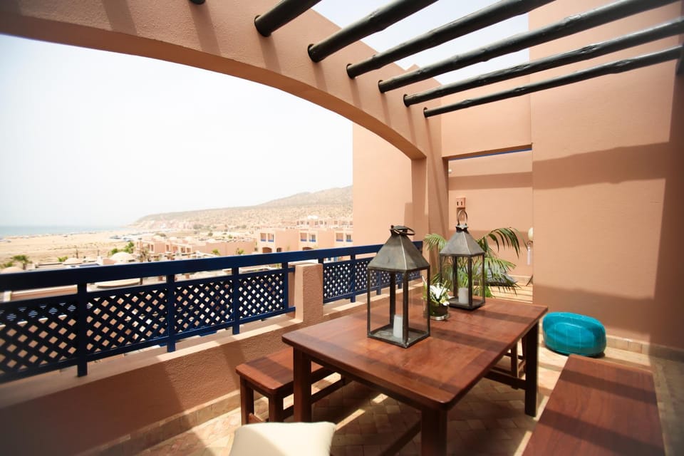 Day, Balcony/Terrace
