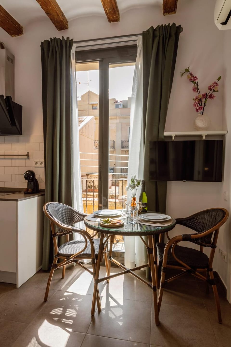 Lodging Apartments Almirall Beach 42 Apartment in Barcelona