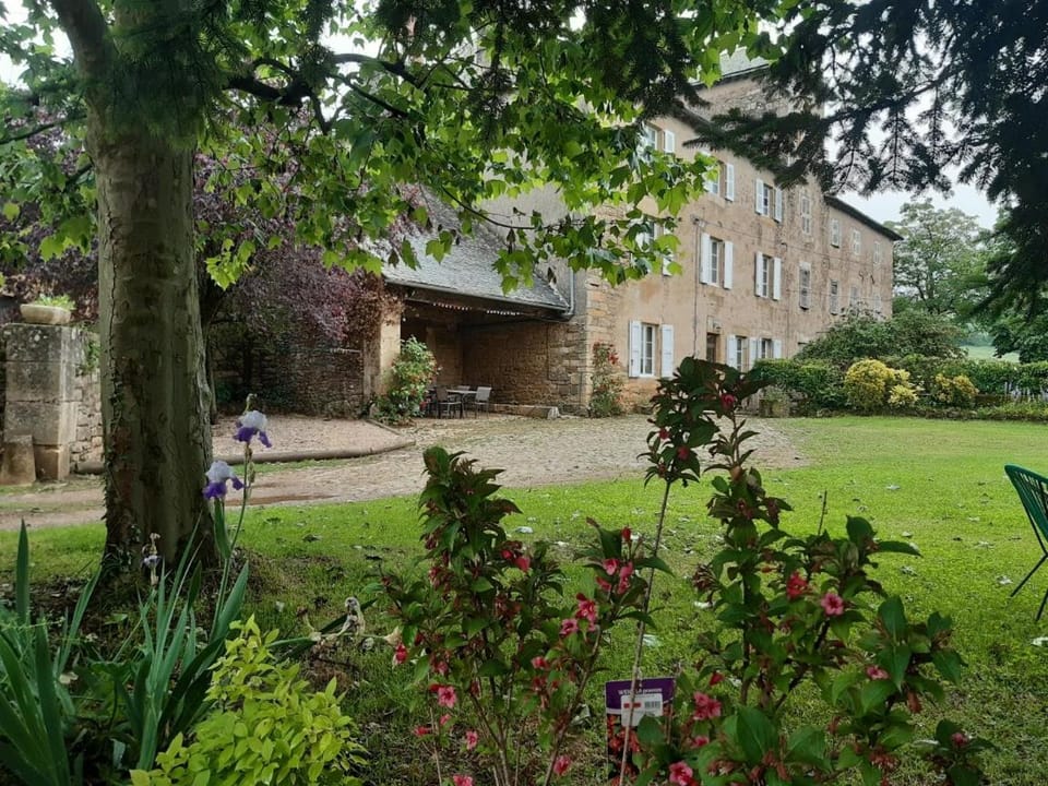 Property building, Garden