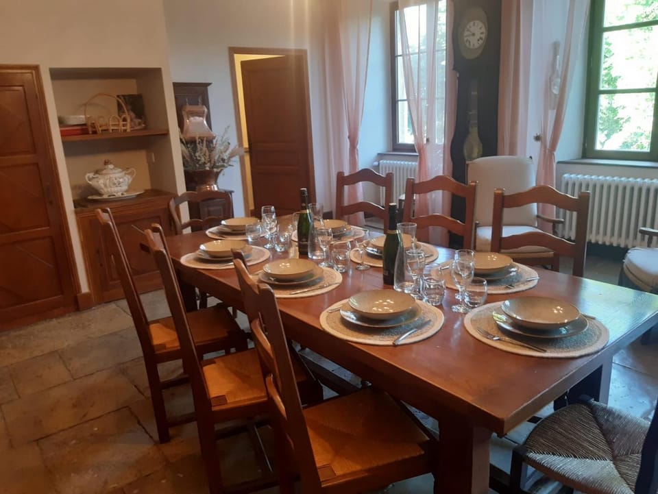 Banquet/Function facilities, Dining area