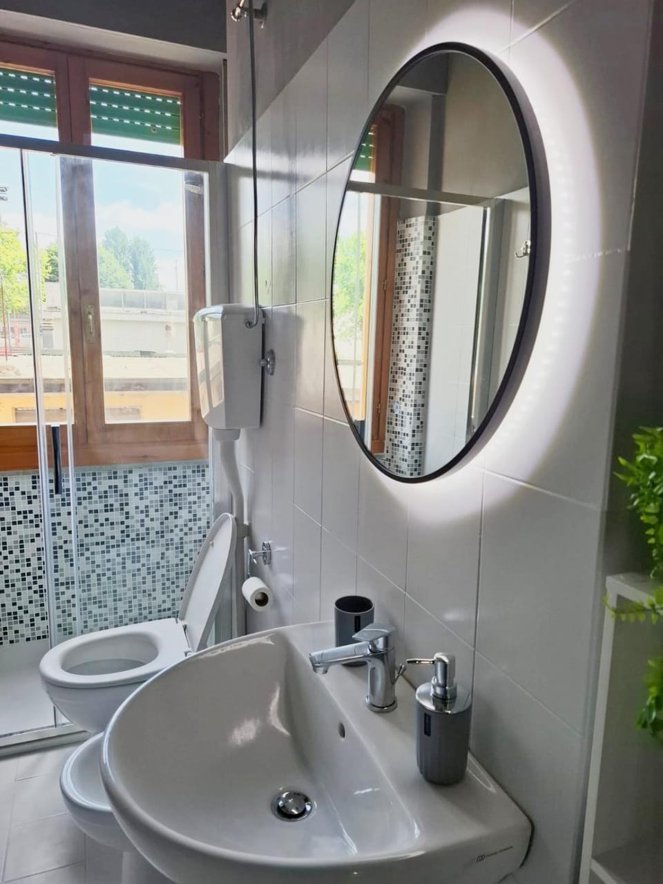 Shower, Toilet, Bathroom, bidet
