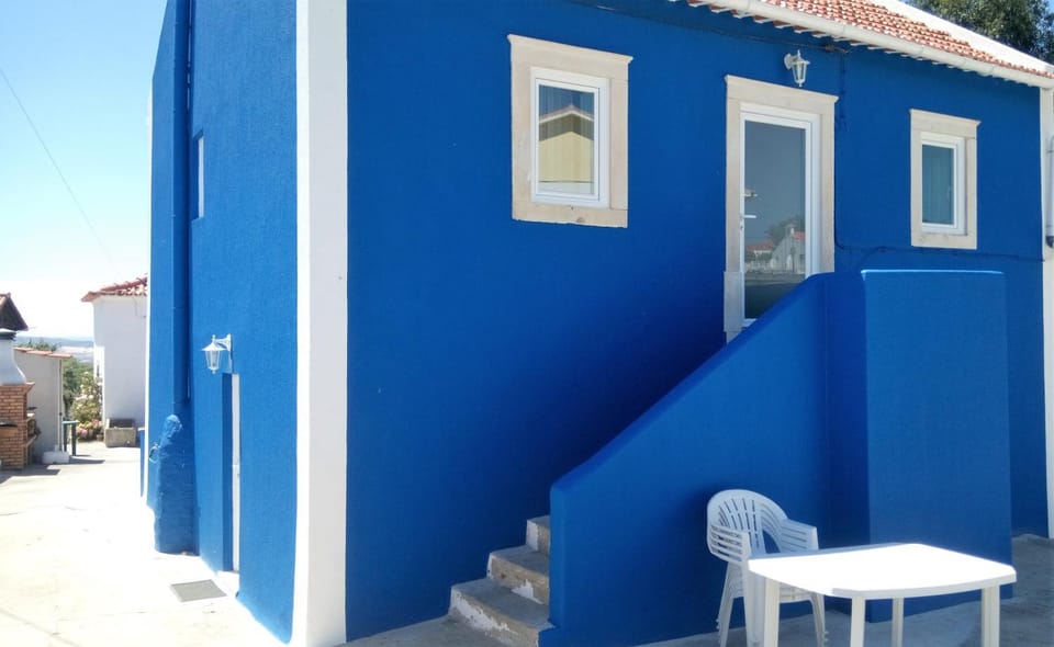 Property building, Internal: Not applicable to any particular room