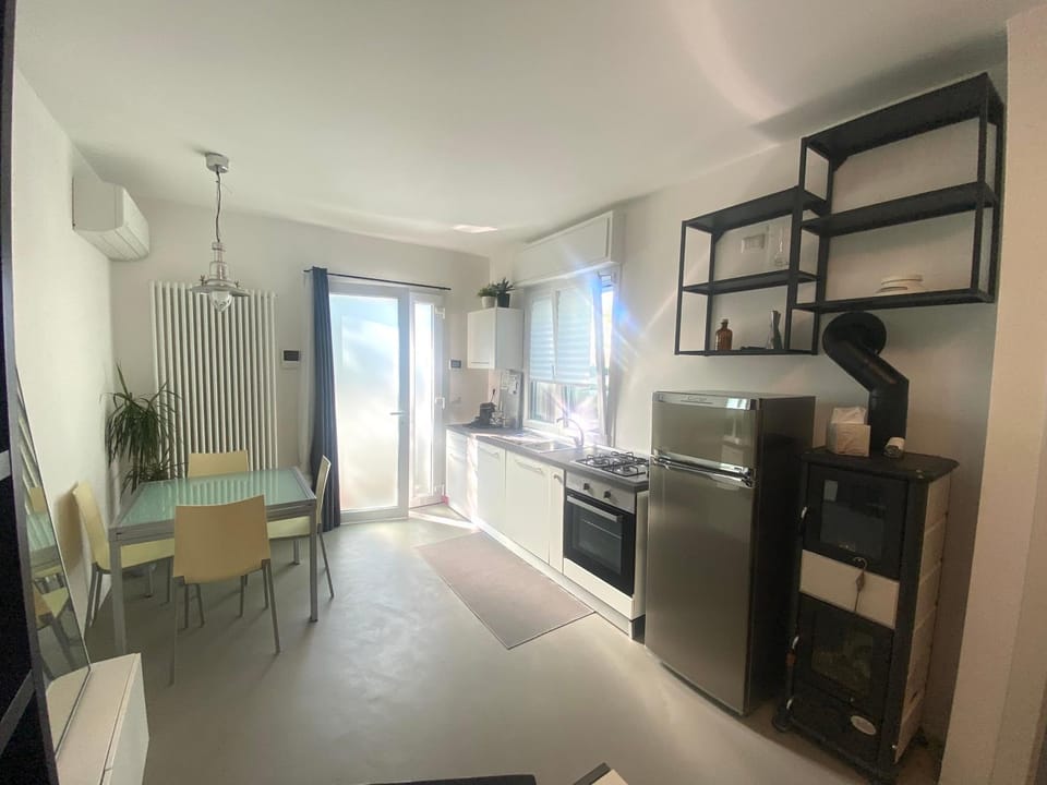 Doma 2 3 Bed and Breakfast in Riccione