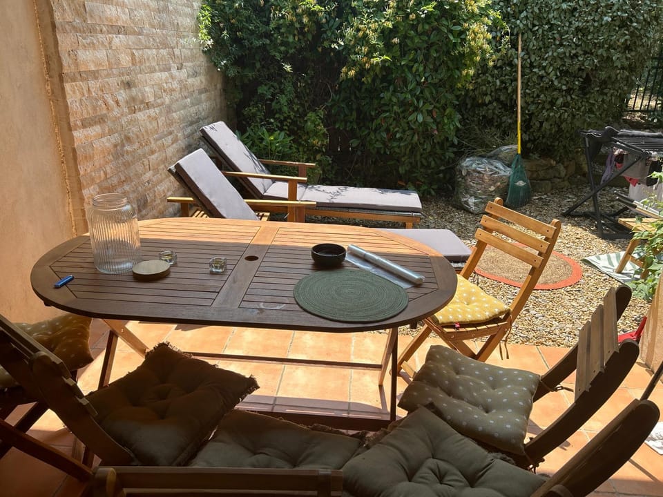 petite maison de vacances avec piscine dans un domaine House in Fayence
