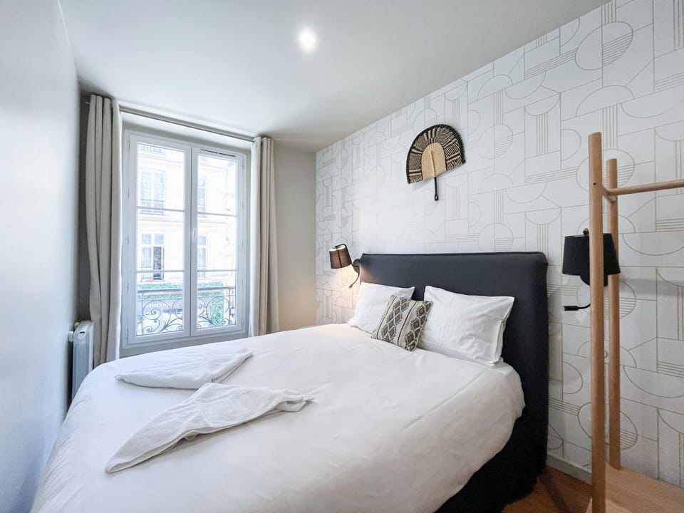 Urban Flat 02 - 4 Bedrooms Flat in center of Paris Apartment in Paris