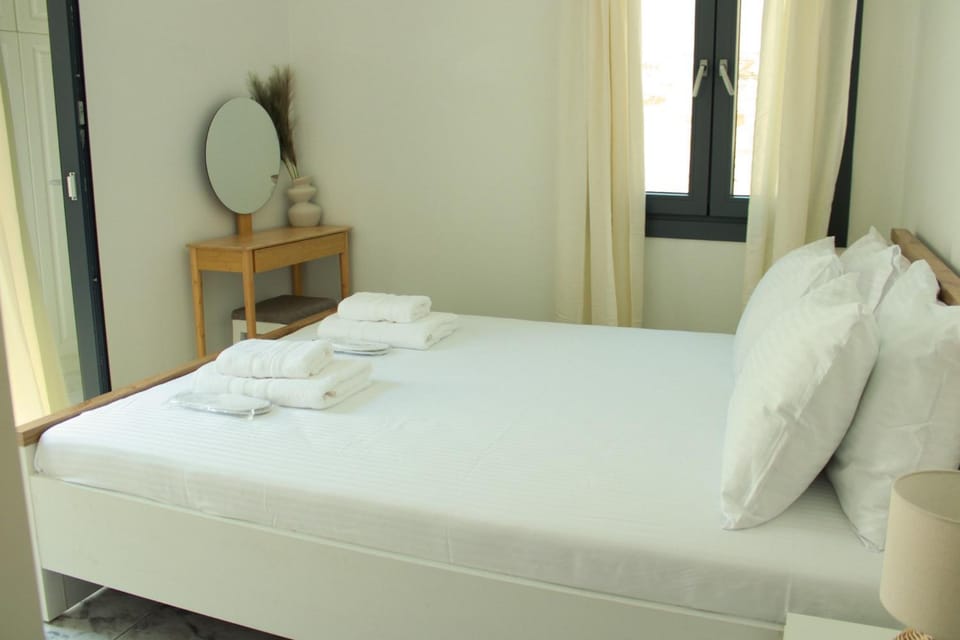 Euphoria Suite - Endless View Apartment in Decentralized Administration of the Aegean