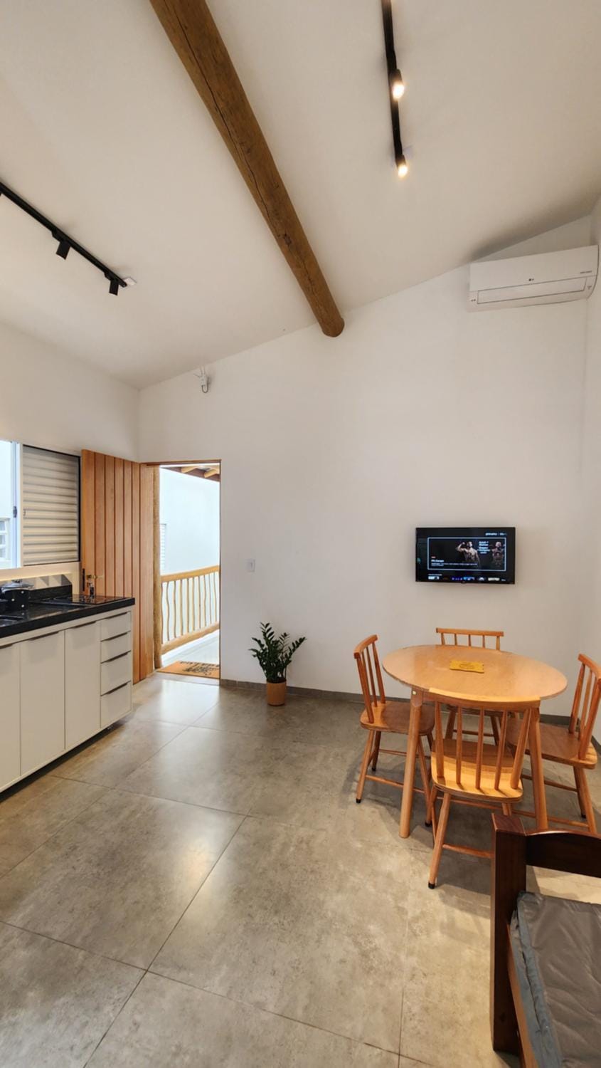 TV and multimedia, Kitchen or kitchenette, Dining area, minibar