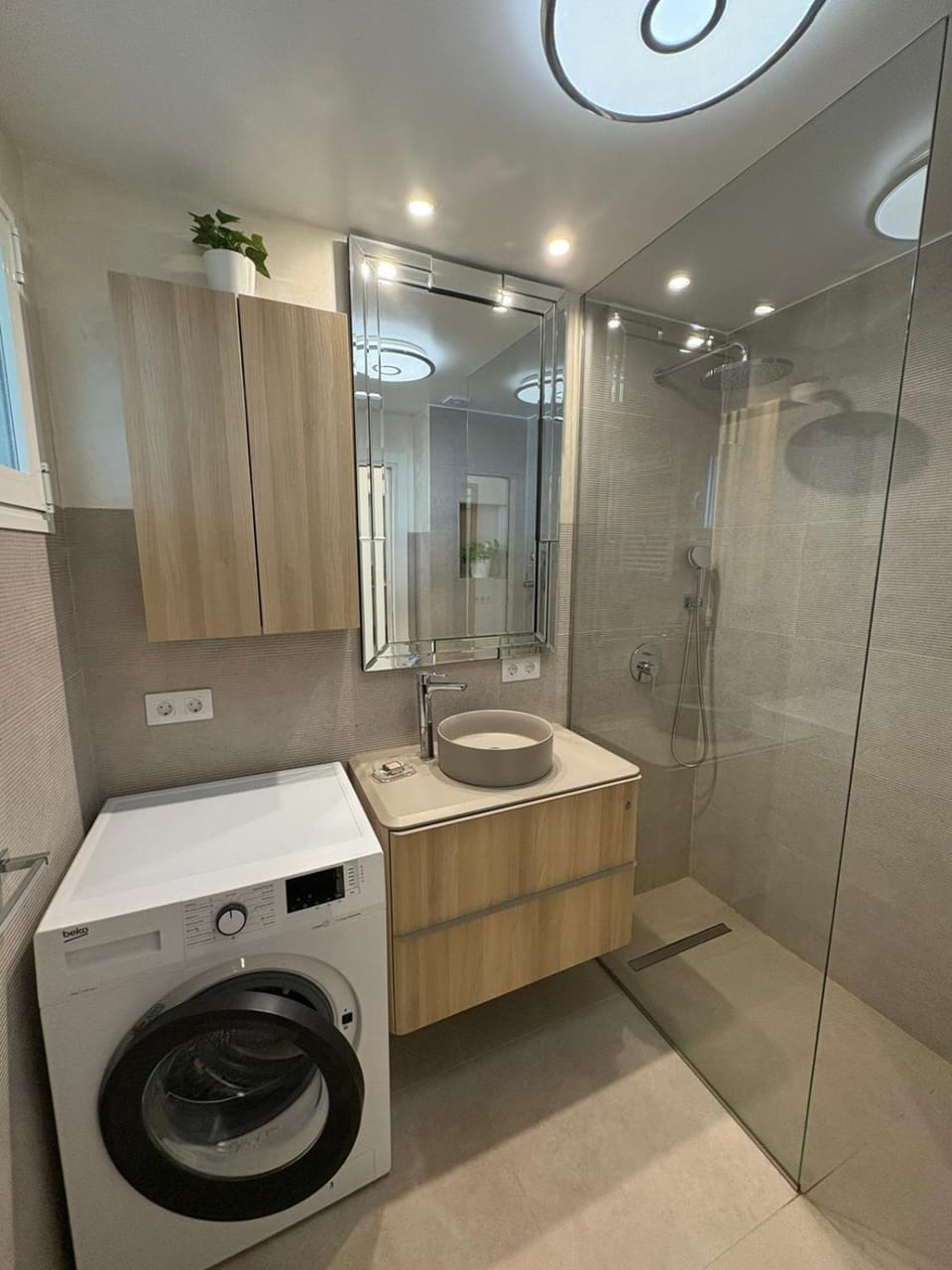 Shower, Bathroom, washing machine