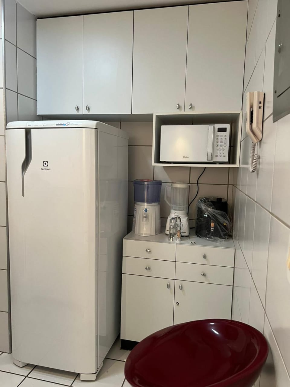Coffee/tea facilities, Kitchen or kitchenette, oven