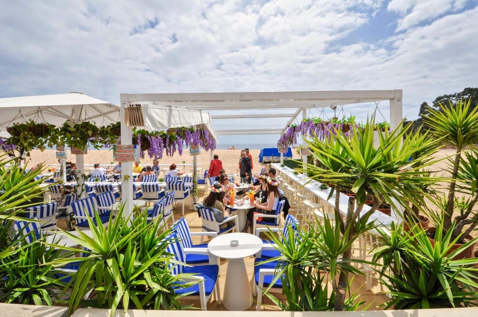 Nearby landmark, Restaurant/places to eat, Beach