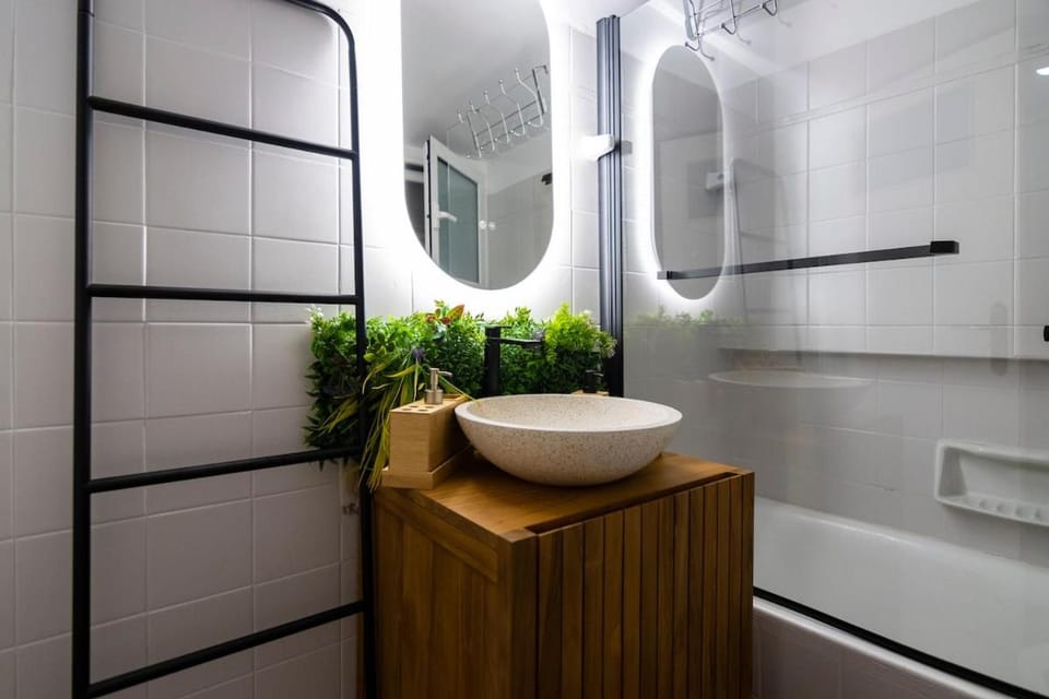 Pangrati Subtle Deluxe Minimalism Apartment in Athens