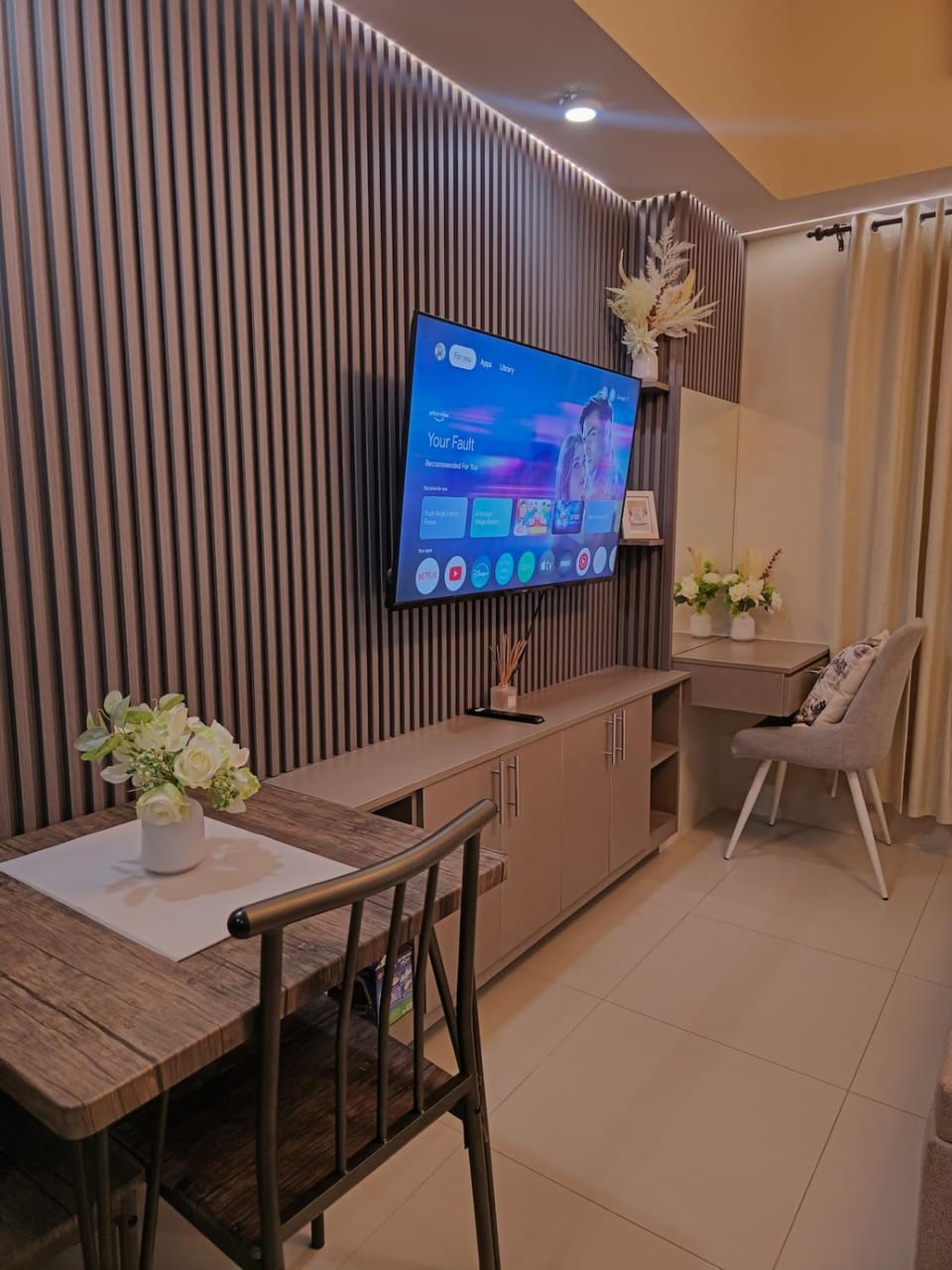 Luxury King Bed Studio in Midtown Cebu Apartment in Cebu City