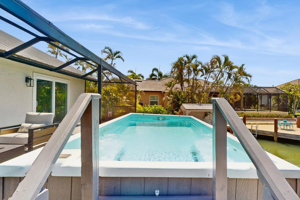 Swim Spa + Dock! Boater's Retreat on Marco Island House in Marco Island