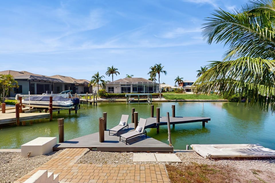 Swim Spa + Dock! Boater's Retreat on Marco Island House in Marco Island