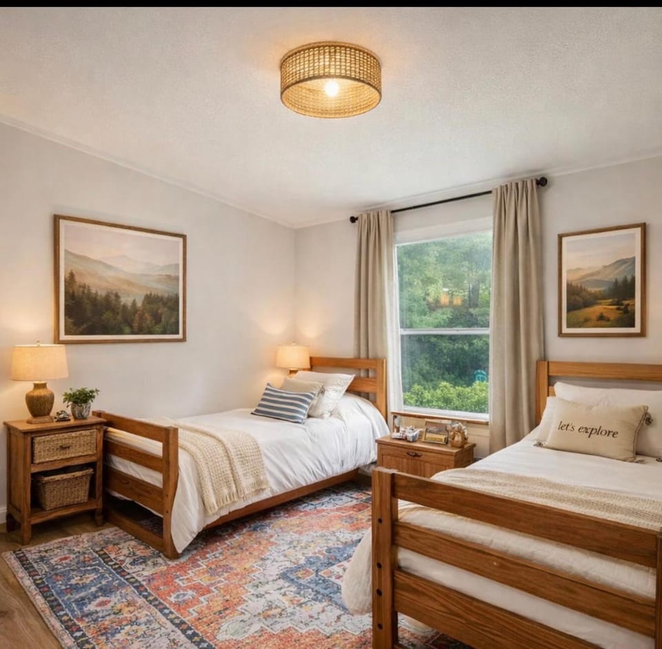 Bed, Bedroom