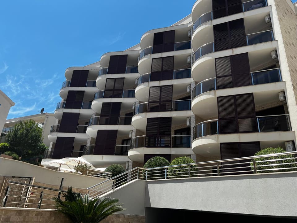 Apartment Zevs Bečići Apartment in Budva Municipality
