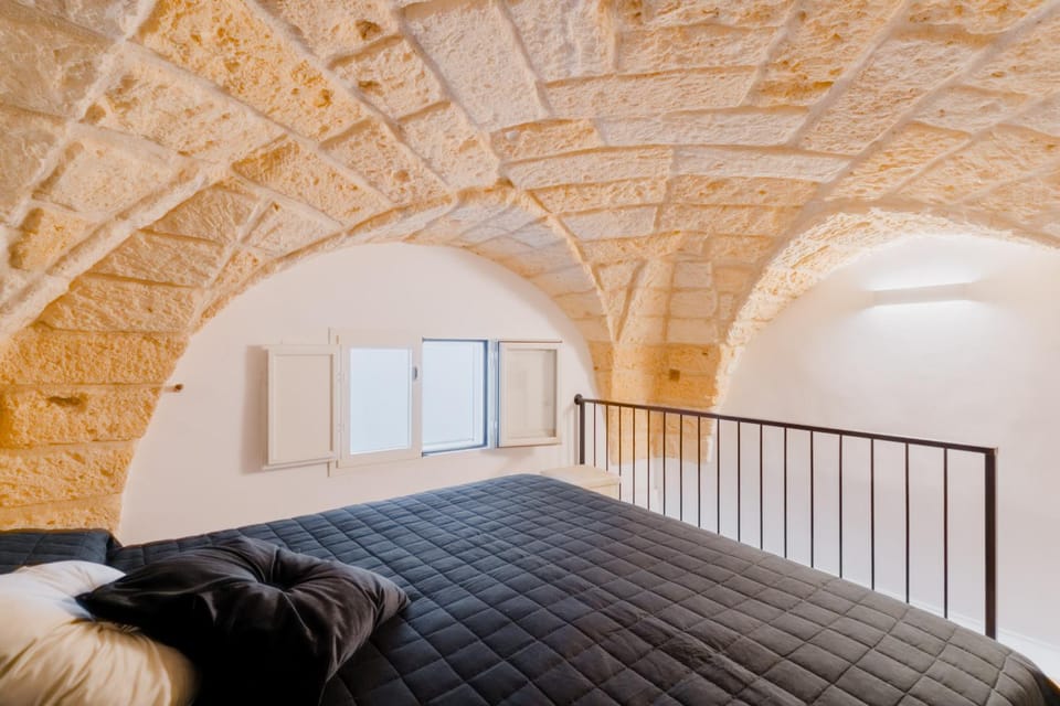 Property building, Living room, Bedroom