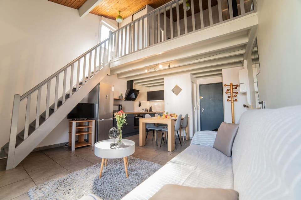 Living room, Dining area, kitchen