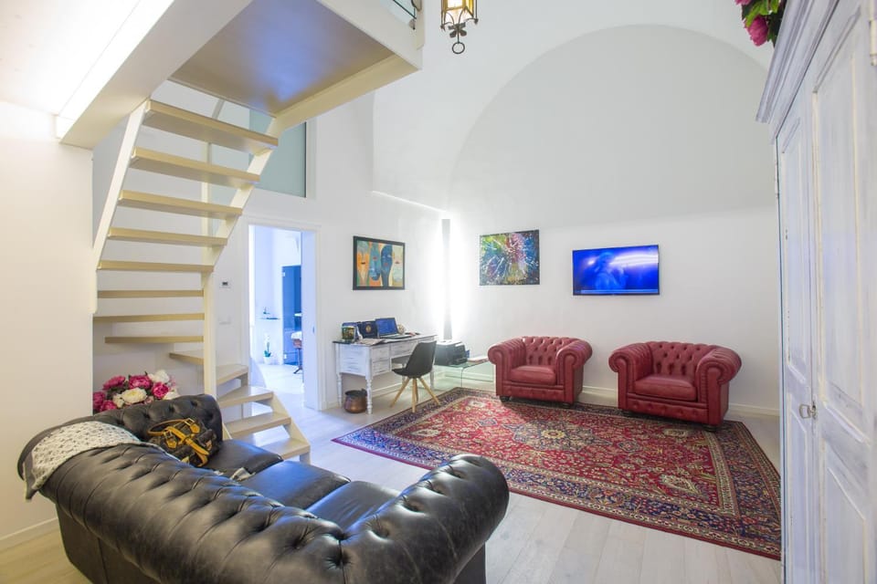 Communal lounge/ TV room, Living room, Lobby or reception, Decorative detail, Seating area